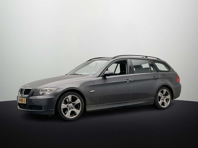 Bmw - 2008 - 3-serie touring - 320i - personenauto - afbeelding 13 van  17