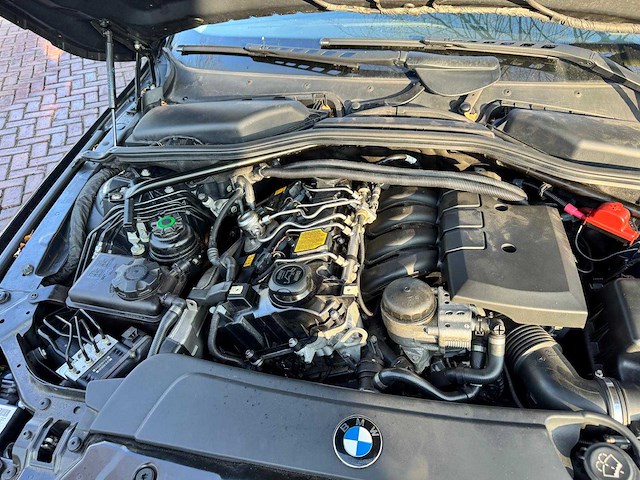 Bmw - 2008 - 5-serie - 520i corp.l. bns l. - 29-glz-6 - afbeelding 3 van  22