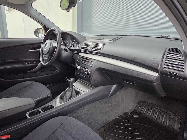 Bmw - 2009 - 1-serie - 116i corporate - l-919-bl - personenauto - afbeelding 11 van  16
