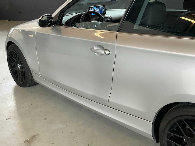 Bmw - 2010 - 1-serie - 116i corporate - personenauto - afbeelding 3 van  9