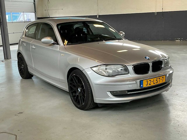 Bmw - 2010 - 1-serie - 116i corporate - personenauto - afbeelding 4 van  9