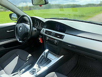 Bmw - 2010 - 3-serie touring - 318d corp. l. bns l. - 61-nrl-6 - personenauto - afbeelding 2 van  14