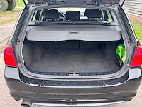 Bmw - 2010 - 3-serie touring - 318i business line - personenauto - afbeelding 9 van  26