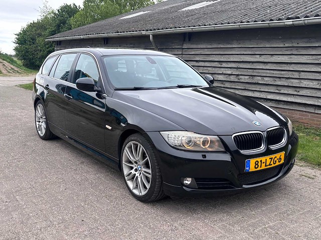 Bmw - 2010 - 3-serie touring - 318i business line - personenauto - afbeelding 26 van  26