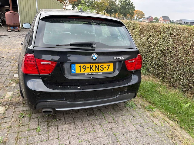 Bmw - 2010 - 3-serie touring - 320i bns sport - personenauto - afbeelding 14 van  15