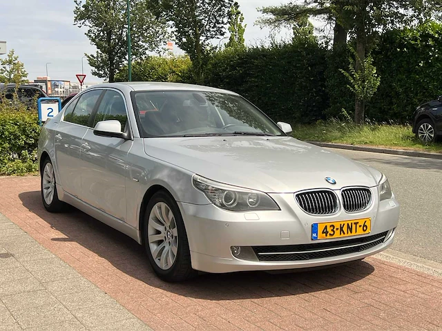 Bmw - 2010 - 5-serie - 525i bns edition ii - 43-knt-6 - personenauto - afbeelding 4 van  11