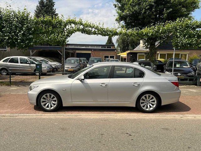Bmw - 2010 - 5-serie - 525i bns edition ii - 43-knt-6 - personenauto - afbeelding 8 van  11