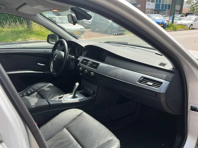 Bmw - 2010 - 5-serie - 525i bns edition ii - 43-knt-6 - personenauto - afbeelding 11 van  11