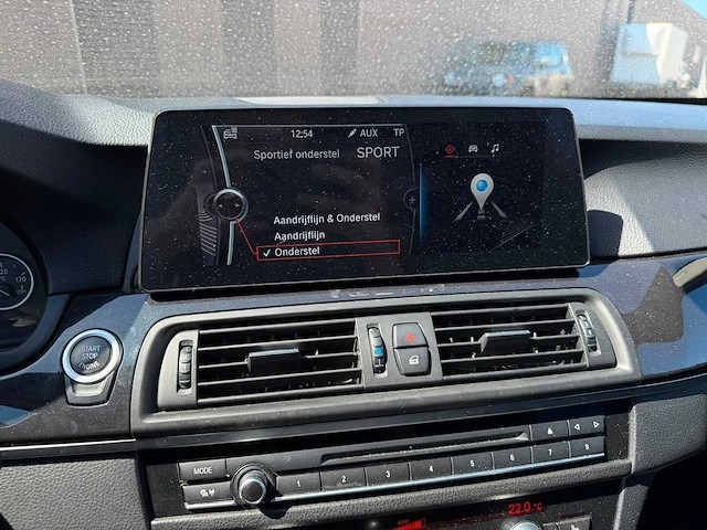 Bmw - 2010 - 5-serie - 530i executive - duits - afbeelding 3 van  12