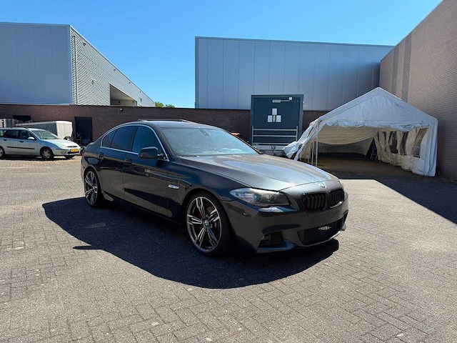 Bmw - 2010 - 5-serie - 530i executive - duits - afbeelding 5 van  12