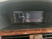 Bmw - 2010 - 5-serie touring - 520i - personenauto - afbeelding 2 van  19