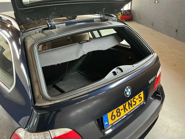 Bmw - 2010 - 5-serie touring - 520i - personenauto - afbeelding 8 van  19