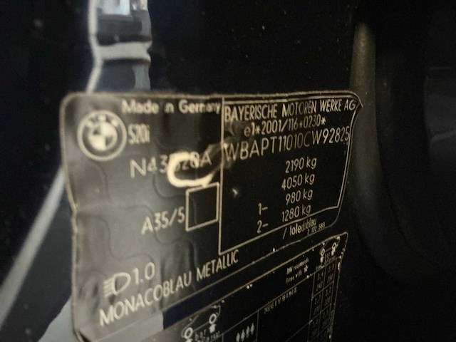 Bmw - 2010 - 5-serie touring - 520i - personenauto - afbeelding 11 van  19