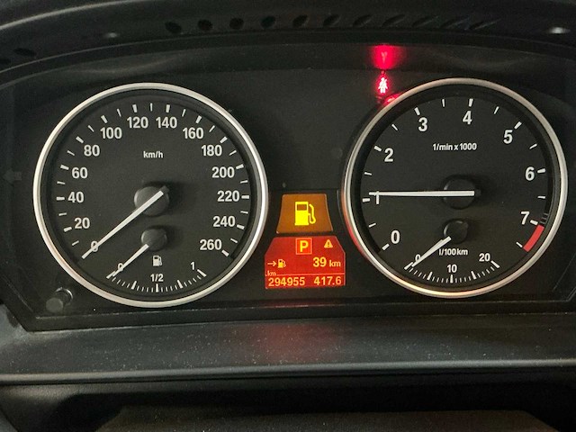 Bmw - 2010 - 5-serie touring - 520i - personenauto - afbeelding 16 van  19