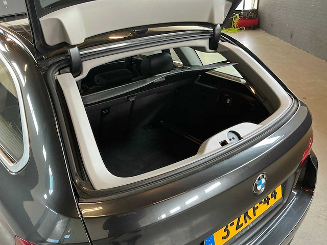 Bmw - 2010 - 5-serie touring - 523i high executive - personenauto - afbeelding 9 van  19