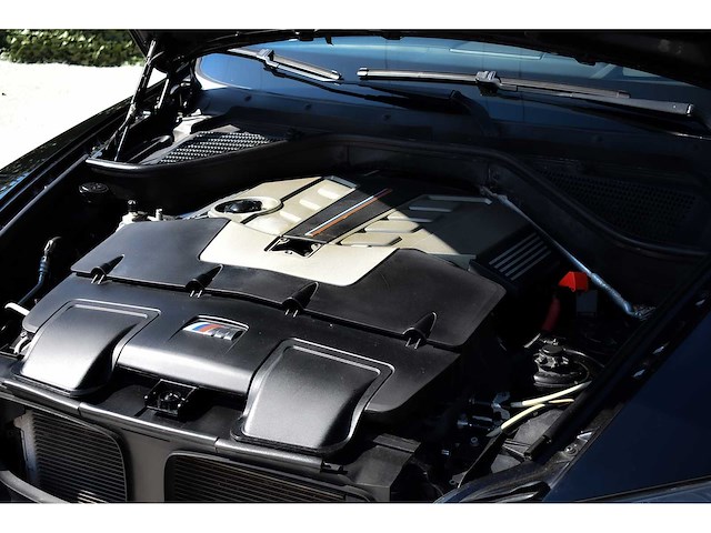 Bmw - 2010 - x6 - 4.4i m - kth-21-k nederlands kenteken - afbeelding 28 van  83