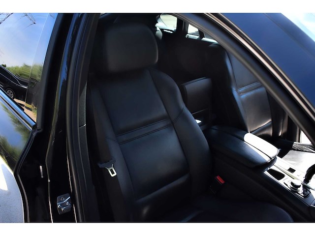Bmw - 2010 - x6 - 4.4i m - kth-21-k nederlands kenteken - afbeelding 31 van  83