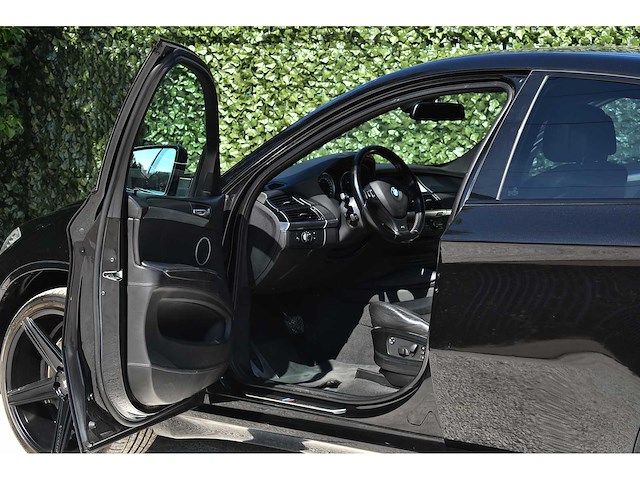 Bmw - 2010 - x6 - 4.4i m - kth-21-k nederlands kenteken - afbeelding 39 van  83