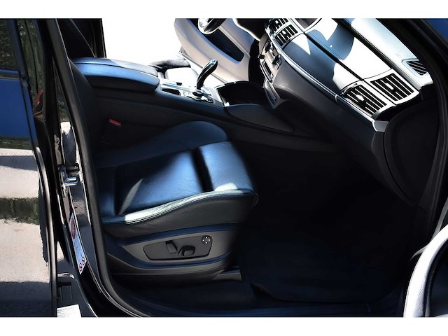Bmw - 2010 - x6 - 4.4i m - kth-21-k nederlands kenteken - afbeelding 47 van  83