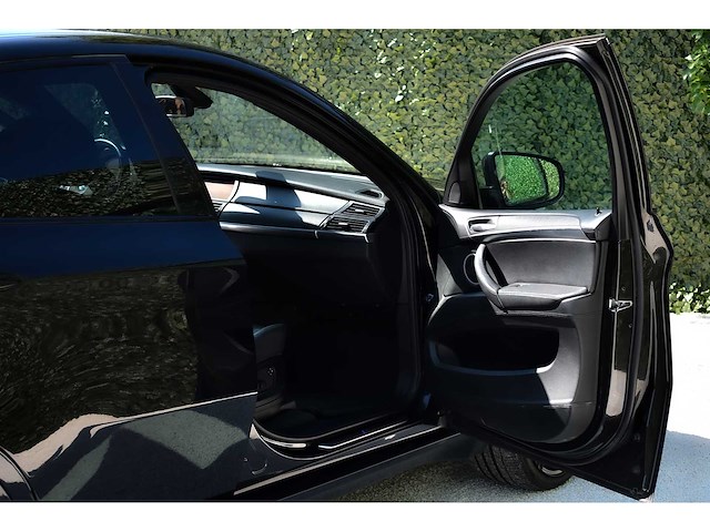Bmw - 2010 - x6 - 4.4i m - kth-21-k nederlands kenteken - afbeelding 51 van  83