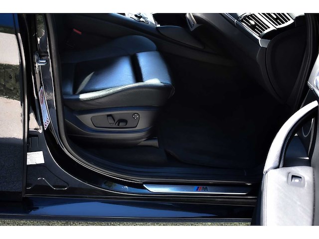 Bmw - 2010 - x6 - 4.4i m - kth-21-k nederlands kenteken - afbeelding 64 van  83