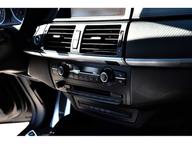 Bmw - 2010 - x6 - 4.4i m - kth-21-k nederlands kenteken - afbeelding 72 van  83