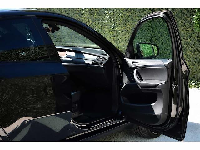 Bmw - 2010 - x6 - 4.4i m - kth-21-k nederlands kenteken - afbeelding 51 van  91
