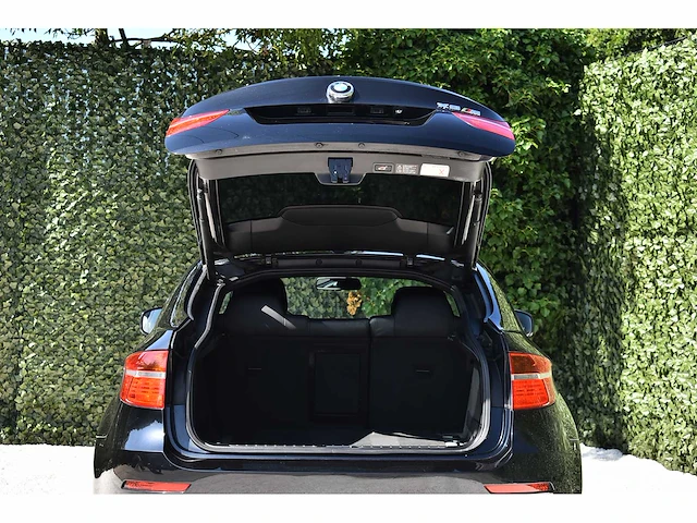 Bmw - 2010 - x6 - 4.4i m - kth-21-k nederlands kenteken - afbeelding 55 van  91