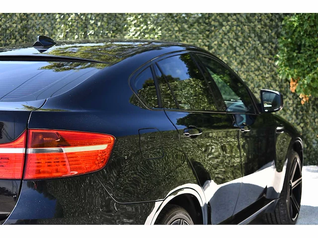 Bmw - 2010 - x6 - 4.4i m - kth-21-k nederlands kenteken - afbeelding 15 van  91