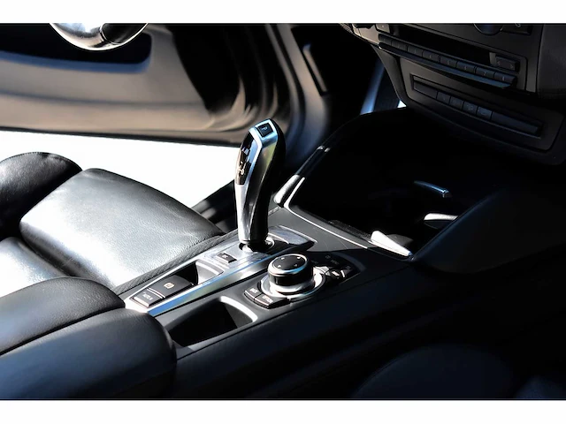 Bmw - 2010 - x6 - 4.4i m - kth-21-k nederlands kenteken - afbeelding 30 van  91