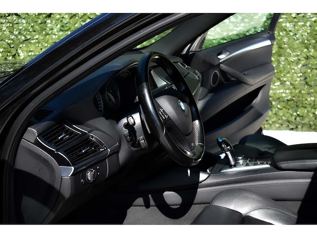 Bmw - 2010 - x6 - 4.4i m - kth-21-k nederlands kenteken - afbeelding 36 van  50