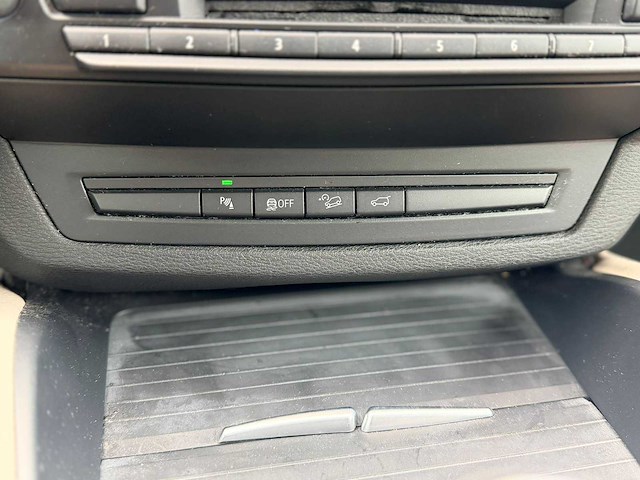 Bmw - 2010 - x6 - xdrive35i - personenauto - afbeelding 8 van  28