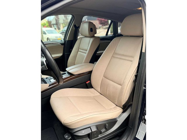 Bmw - 2010 - x6 - xdrive35i - personenauto - afbeelding 14 van  28