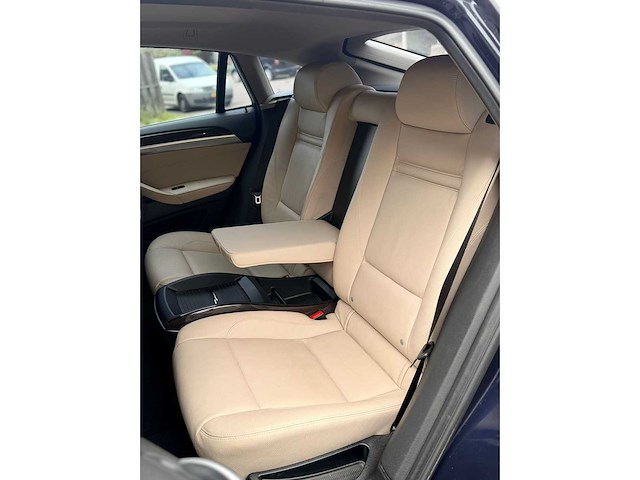 Bmw - 2010 - x6 - xdrive35i - personenauto - afbeelding 15 van  28