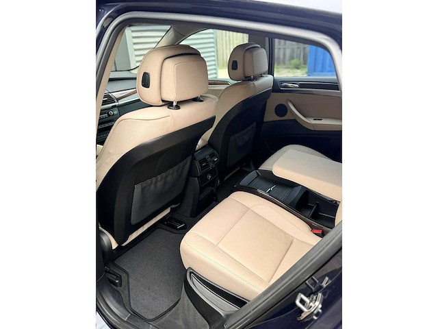 Bmw - 2010 - x6 - xdrive35i - personenauto - afbeelding 16 van  28