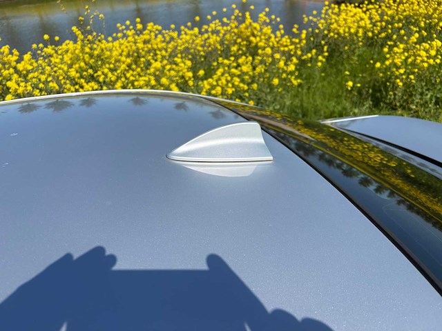 Bmw - 2011 - 3-serie - 318i business line - personenauto - afbeelding 2 van  24
