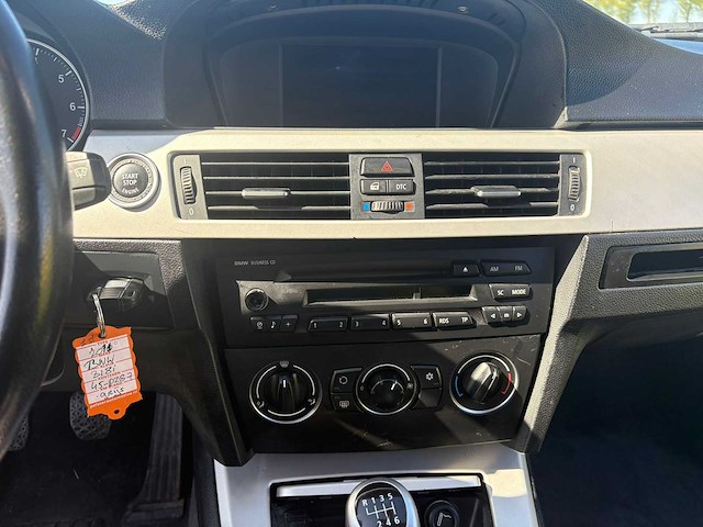 Bmw - 2011 - 3-serie - 318i business line - personenauto - afbeelding 5 van  24