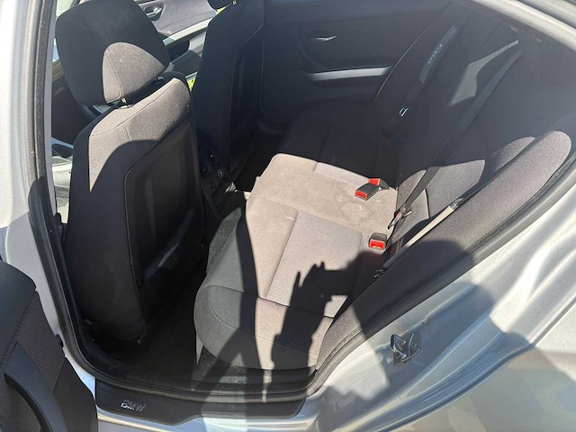 Bmw - 2011 - 3-serie - 318i business line - personenauto - afbeelding 8 van  24
