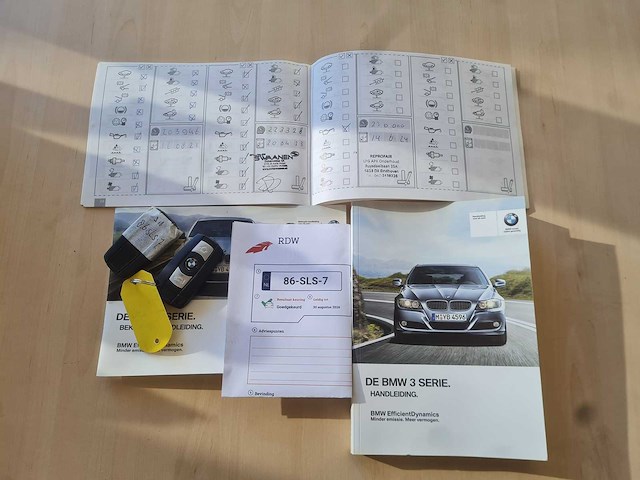 Bmw - 2011 - 3-serie touring - 318i corp.l.lux line - 86-sls-7 - afbeelding 9 van  17