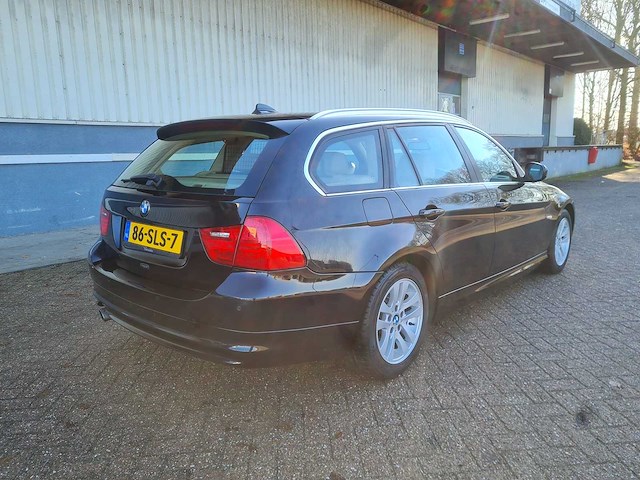 Bmw - 2011 - 3-serie touring - 318i corp.l.lux line - 86-sls-7 - afbeelding 11 van  17