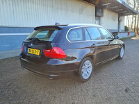 Bmw - 2011 - 3-serie touring - 318i corp.l.lux line - 86-sls-7 - afbeelding 11 van  17