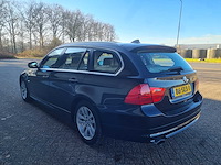 Bmw - 2011 - 3-serie touring - 318i corp.l.lux line - 86-sls-7 - afbeelding 12 van  17