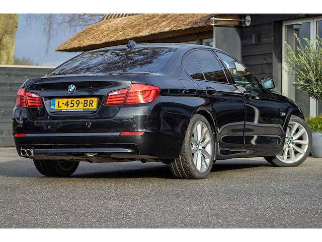 Bmw - 2011 - 5-serie - 528i high executive - l-459-br - afbeelding 33 van  36