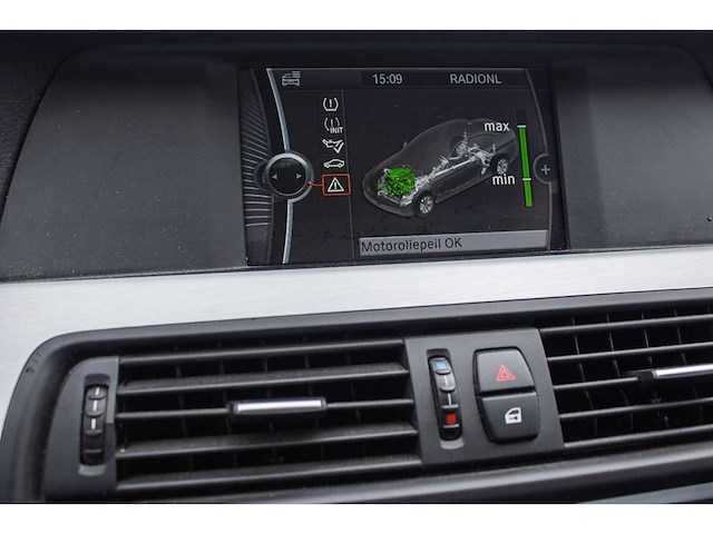 Bmw - 2011 - 5-serie - 528i high executive - l-459-br - afbeelding 19 van  36