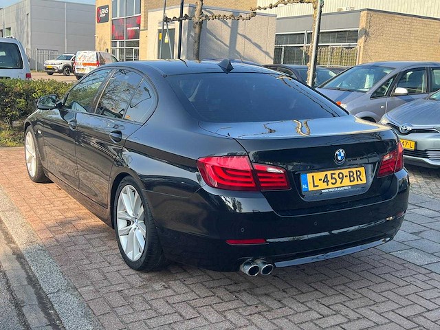 Bmw - 2011 - 5-serie - 528i high executive - l-459-br - afbeelding 9 van  15