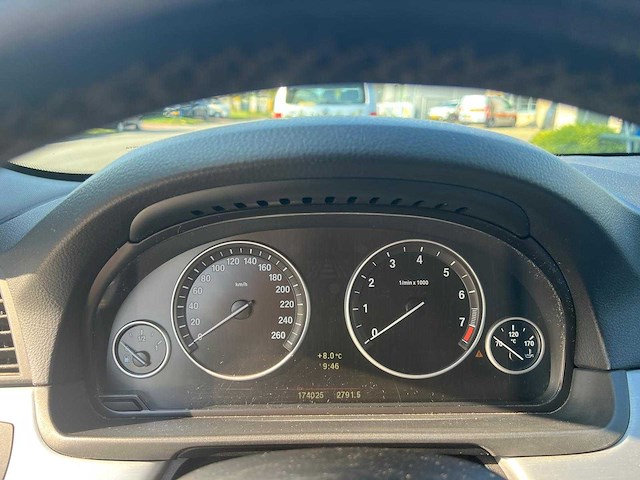 Bmw - 2011 - 5-serie - 528i high executive - l-459-br - afbeelding 14 van  15