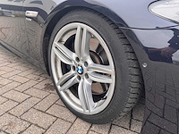Bmw - 2011 - 5-serie - 550xi high - personenauto - afbeelding 3 van  36