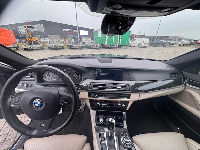 Bmw - 2011 - 5-serie - 550xi high - personenauto - afbeelding 22 van  36