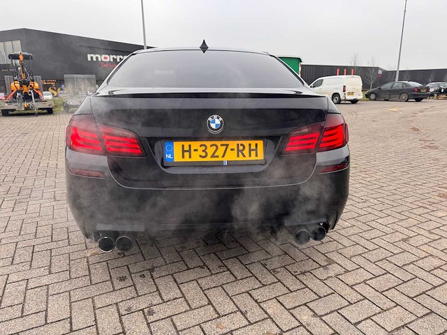 Bmw - 2011 - 5-serie - 550xi high - personenauto - afbeelding 31 van  36