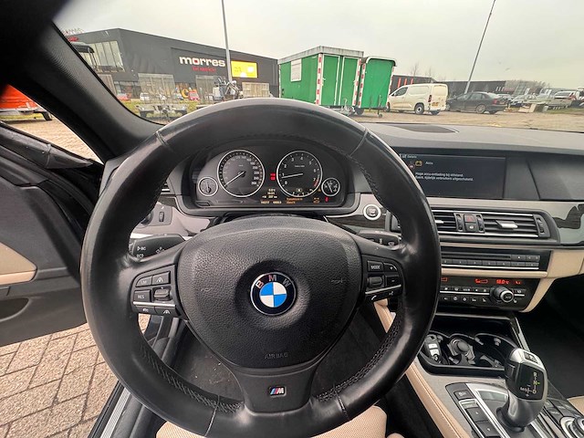 Bmw - 2011 - 5-serie - 550xi high - personenauto - afbeelding 20 van  26